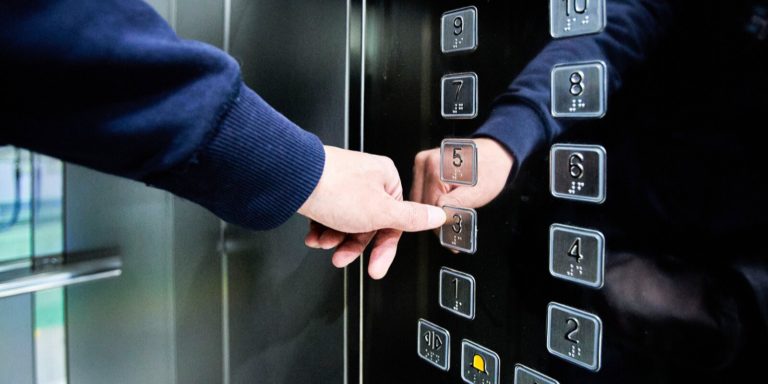 Сфера вертикального транспорта в России показывает рост